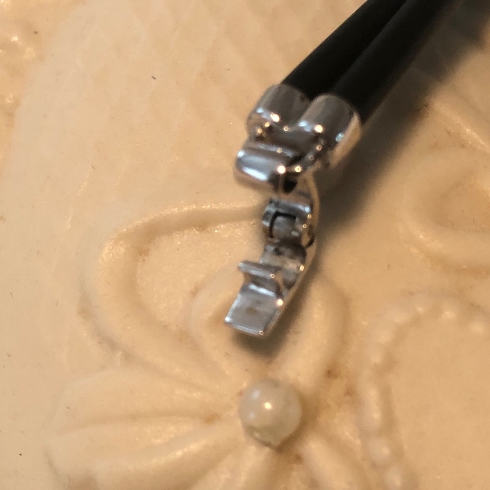 DESIGNER Leather Bracelet with 14k white gold enhancer w Diamond setting & clasp - Picture 4 of 6